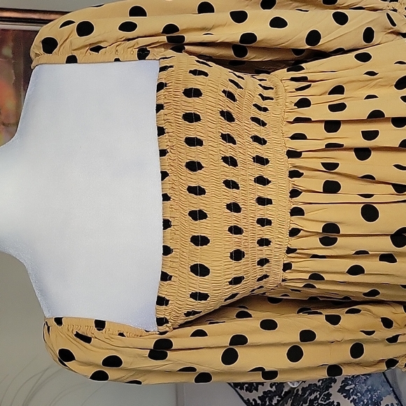 Faithfull The Brand Brisa Midi Dress Emelda Dot Print Biscuit - Picture 3 of 10